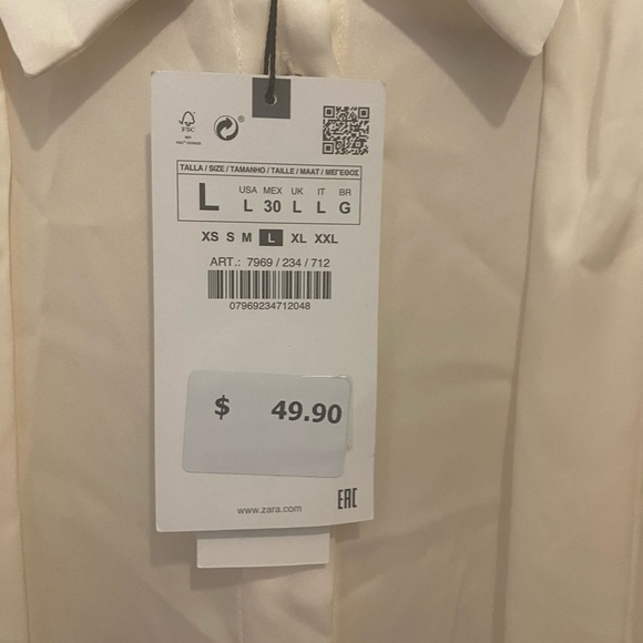 NWT Zara Silk Like Cream Button Up Blouse Women’s Large Jeweled Pearl Buttons - Picture 7 of 9